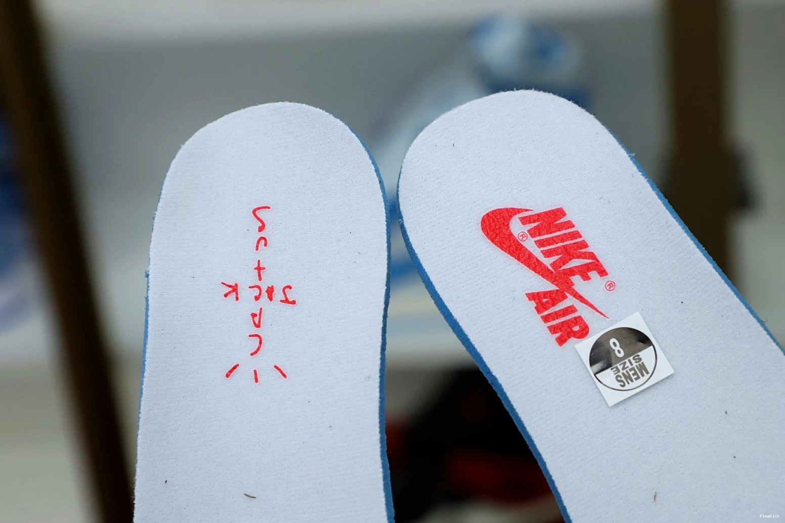 TRAVIS RETRO OG JORDAN 1 'MOCHA' AIR X SCOTT HIGH 0729